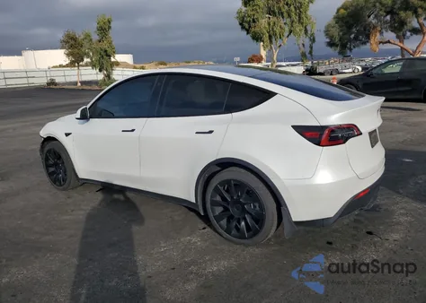 2022 Tesla Model Y из США, поврежденный, VIN 7SAYGDEE2NF370193